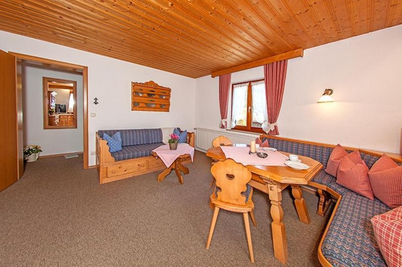 רוהפולדינג Gaestehaus Menkenbauer מראה חיצוני תמונה